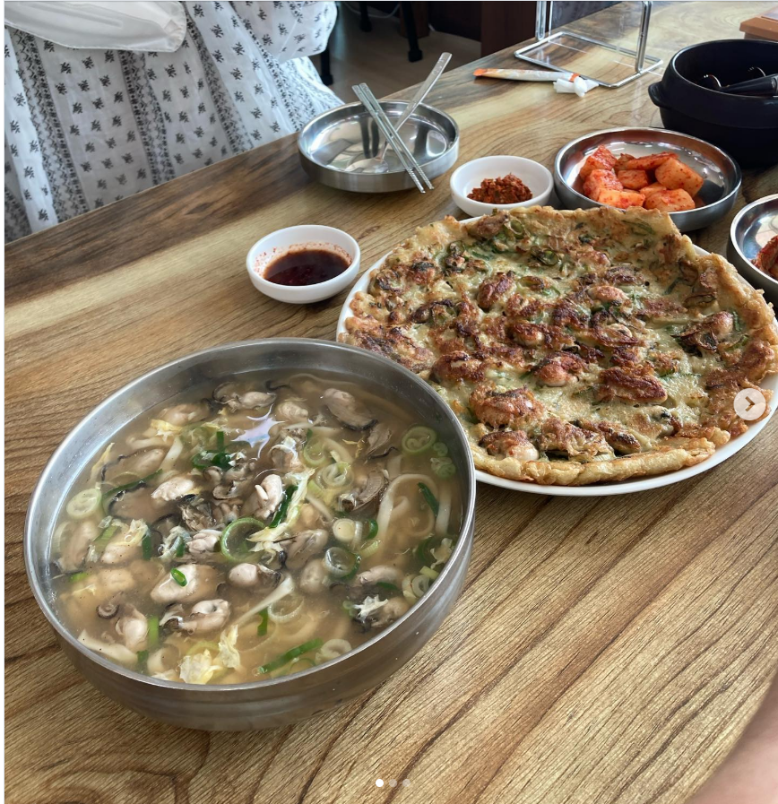 일월 굴칼국수